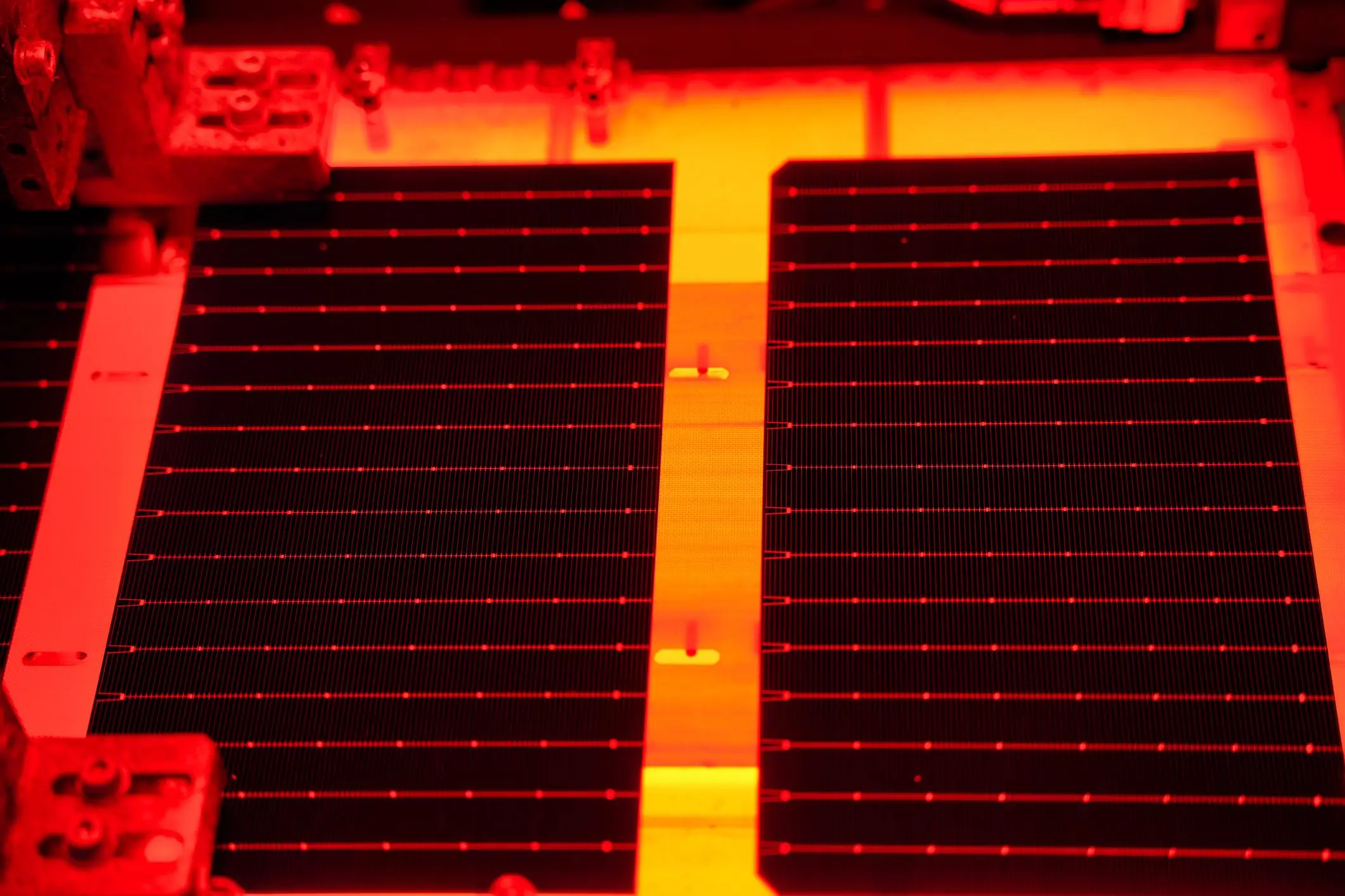 Electroluminescence testing of solar modules