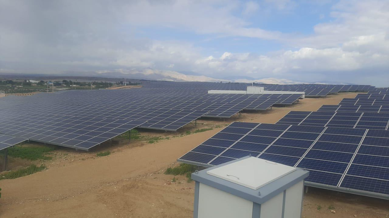 Solar arrays operating under changing weather conditions at the Social Security Corporation project