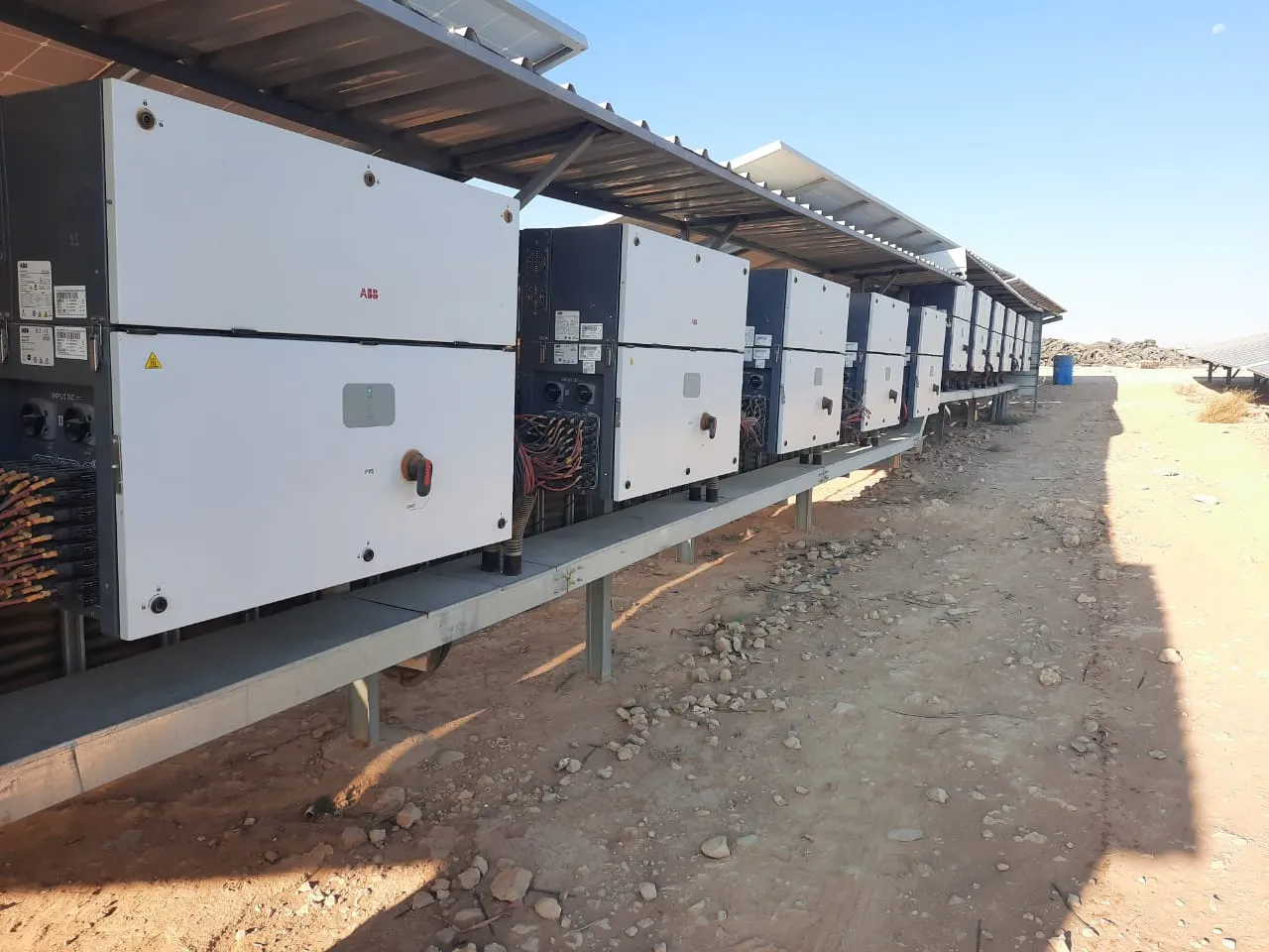 Industrial inverter and power management cabinets for zero feed-in solar plant